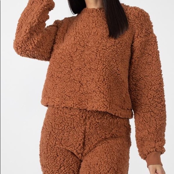 Comfy Cozy Lounge Set - Picture 2 of 8